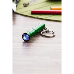 Kulcstartó LED lámpával 7,5 x 1,1cm zöld