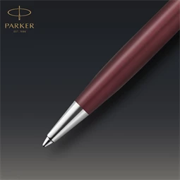 PARKER SONNET ROYAL Premium golyóstoll metál piros test+ezüst klipsz